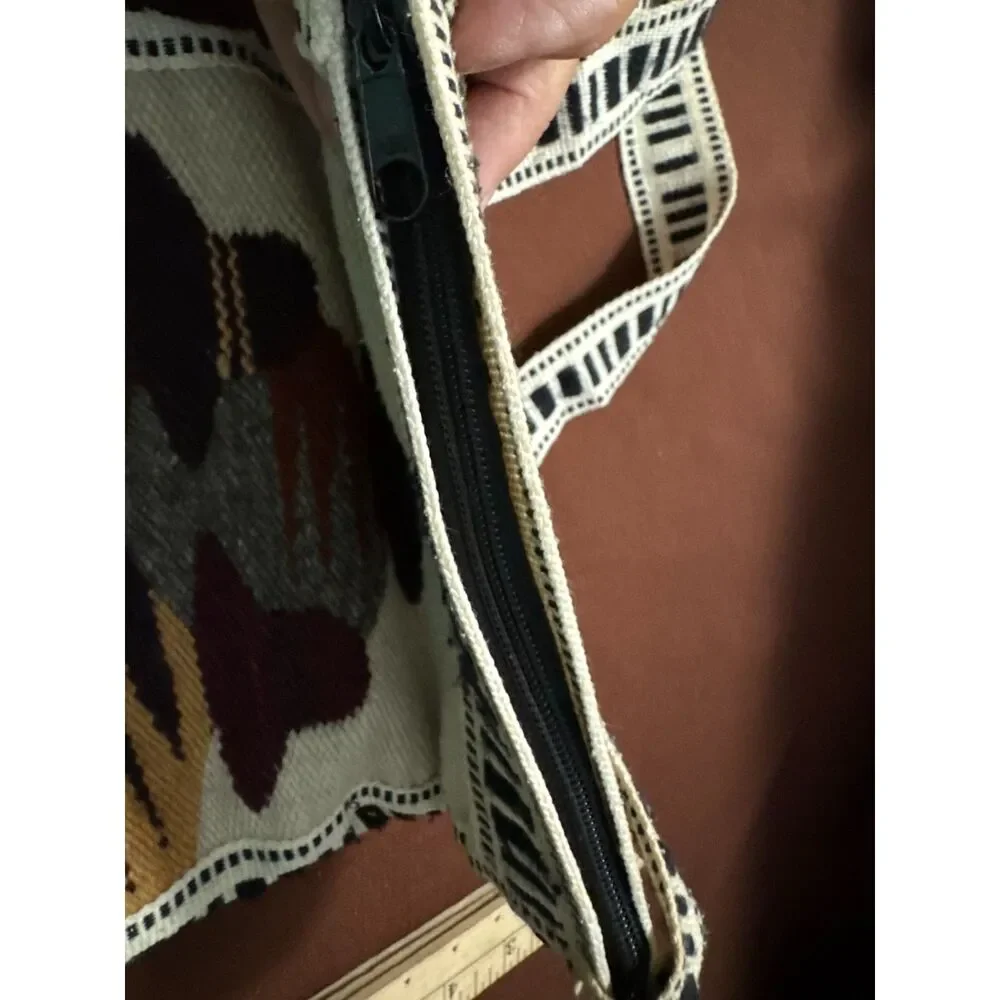 South American Hand Woven Wool Crossbody Tote Bag Zip Closure 9x8